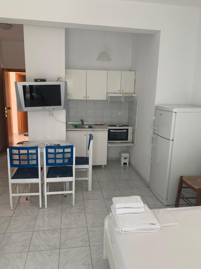 Mare - Rooms Ajía Paraszkeví Kültér fotó