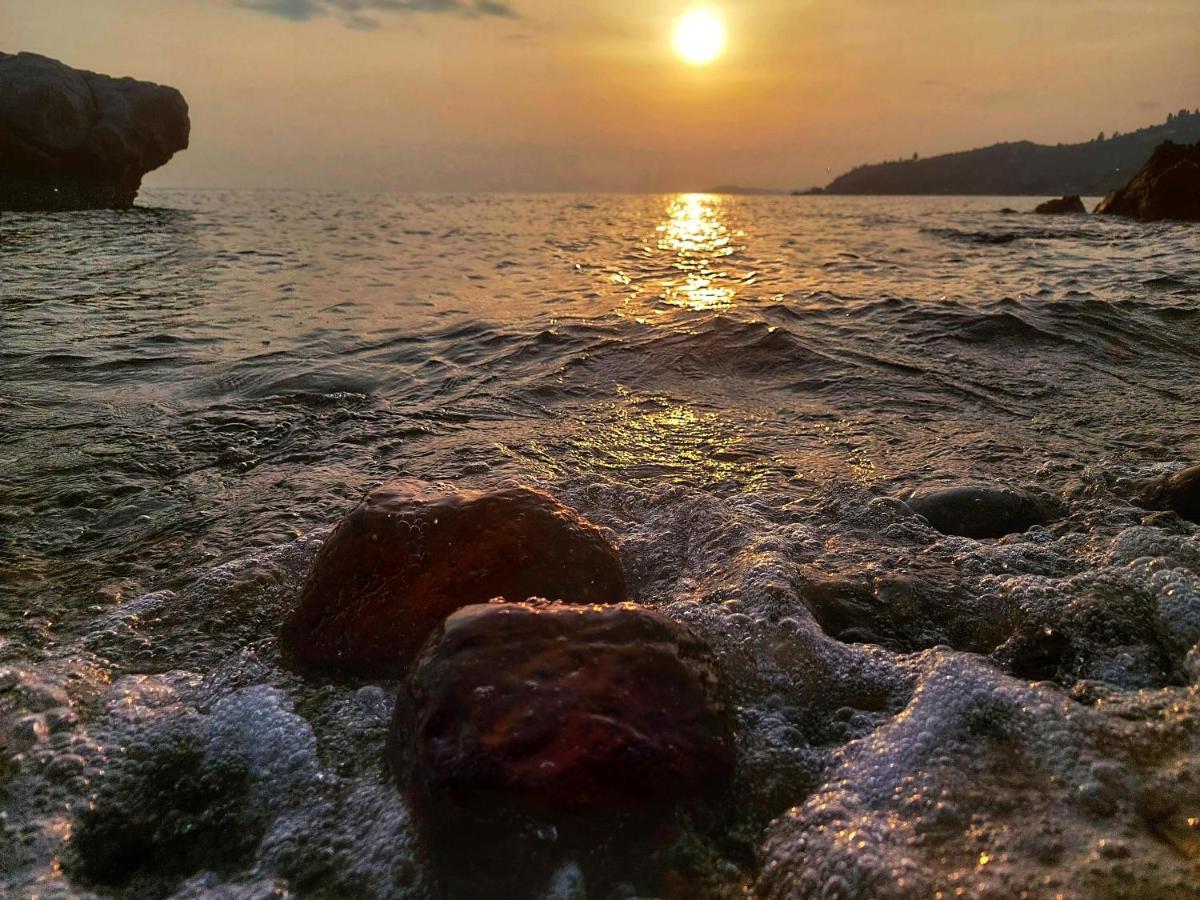 Mare - Rooms Ajía Paraszkeví Kültér fotó